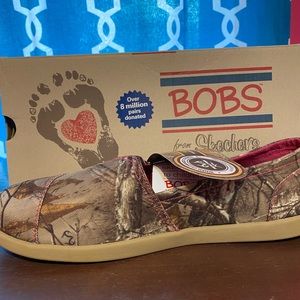 Bobs Skechers Special Edition Camouflage Shoes NEW